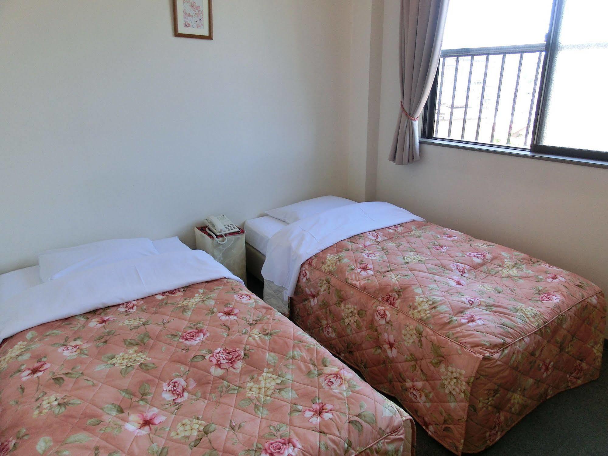 Hotel Hana Takayama  Esterno foto